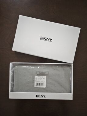 DKNY Gray Ostrich-Embossed leather Zip Wallet- NWT